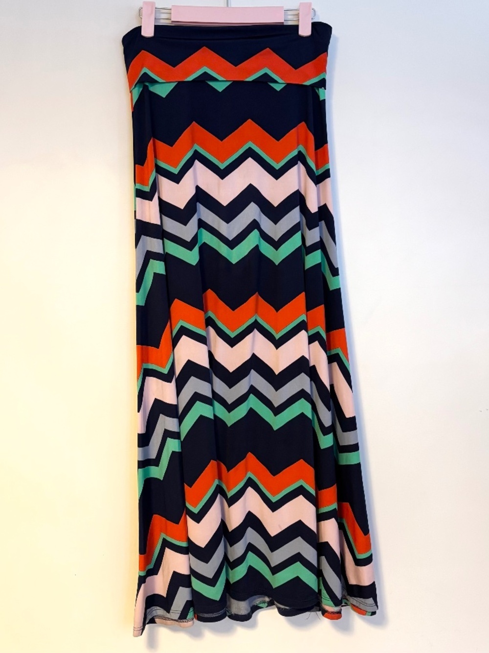 LulaRoe Mid Rise Foldover Stretch Maxi Skirt Multicolor Chevron Pattern Size XS